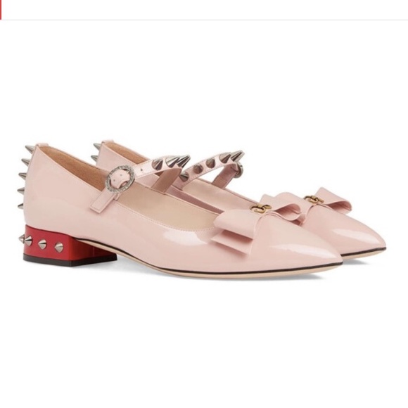 gucci sadie spike platform pump